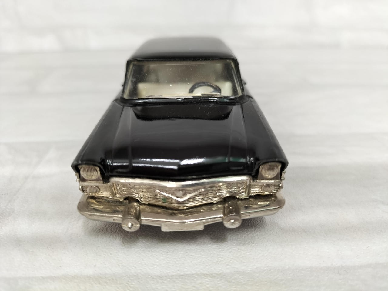 Unknown GAZ 13 Chaika 1959 Diecast el Car 1/43