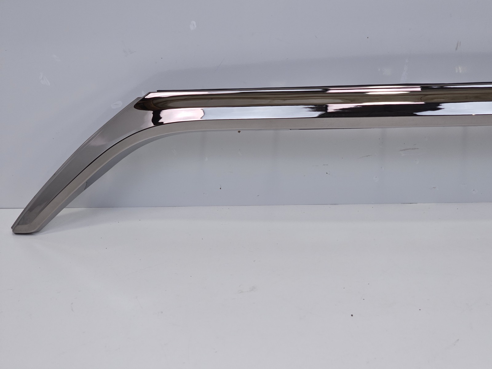 2015 2016 2017 CAMRY Molding Deck Trunk Lid Trim Garnish Molding Chrome