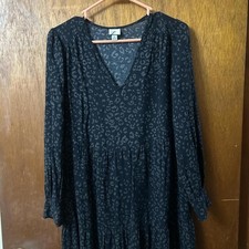 Black leopard print vneck longsleeve maxi dress