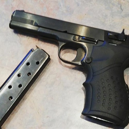 Zastava M57 M70 Tokarev rubber grip Yugo Serbia !!! Safety Cutout G02