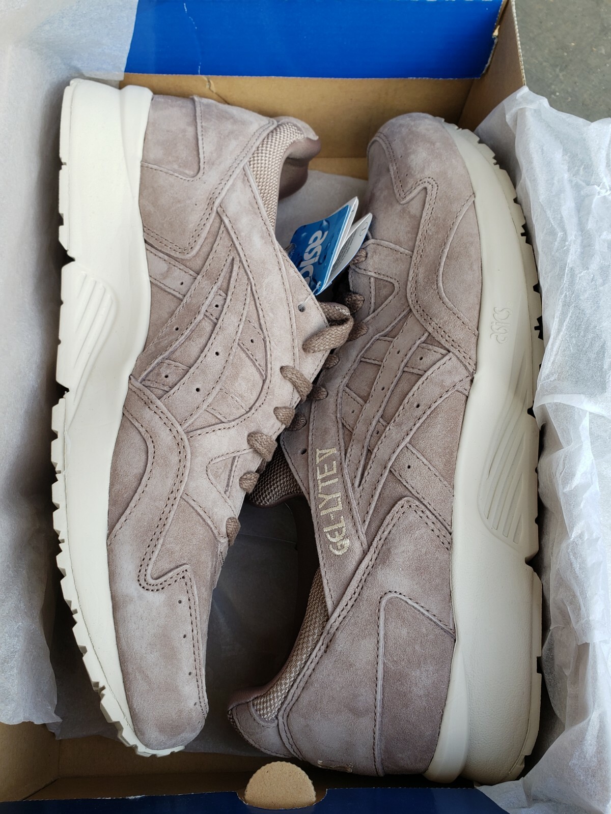 asics gel lyte 5 taupe