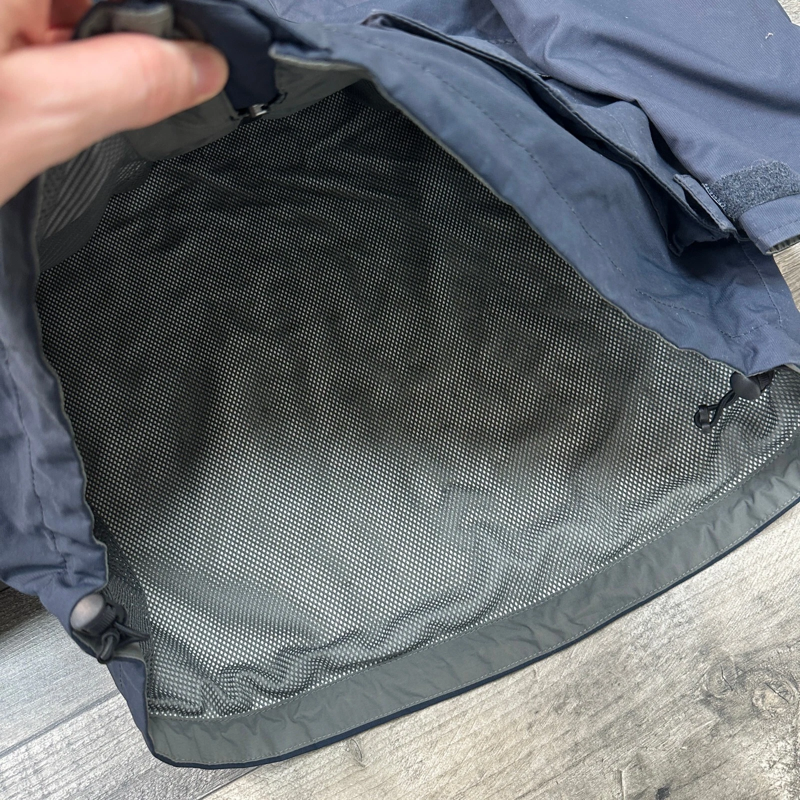 berghaus rain utility pockets walking hiking jacket