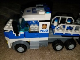 LEGO-"City-Mobile Command Center" Set 60139 used near complete booklets