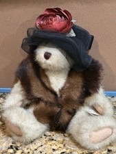 Dixie Hackett Boyd's Bear, used but pristine condition