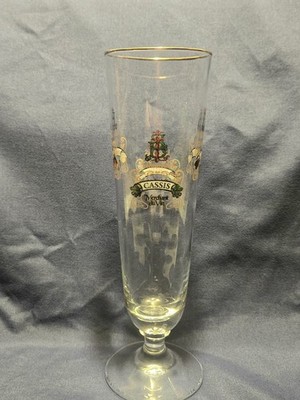 Lindeman's  Merchant Du Vin  Belgian Fruit Beer Glass 0.25L w/Gold Rim