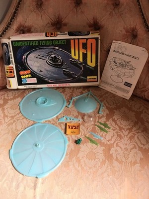 Lindberg Glow in the dark UFO Alien Vintage 1978 Bausatz Airfix Monogram Revell