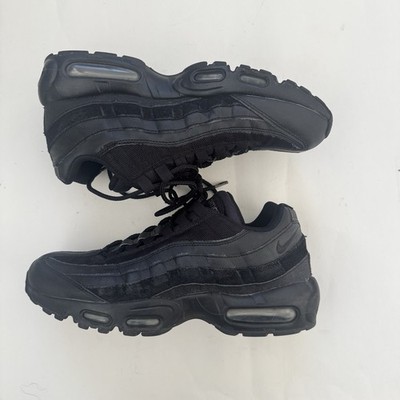 Nike Air Max 95 Essential Triple Black Sneakers Mens 9.5 CI3705-001 Running Shoe
