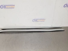 20 2020 LAND ROVER DISCOVERY FRONT PANORAMIC MOULDINGS