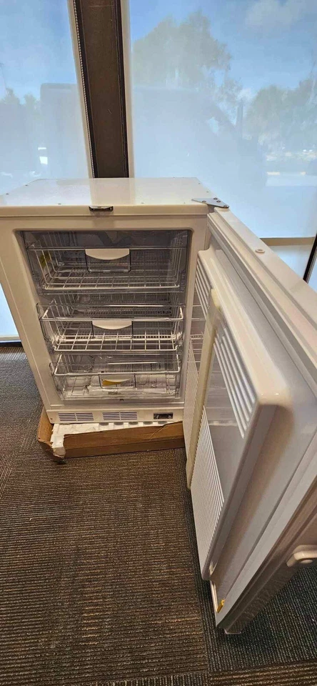 Medical ADA Contraaltura Descongelación Manual -25 grados C Congelador VT65MLADA Foto 4 de 4