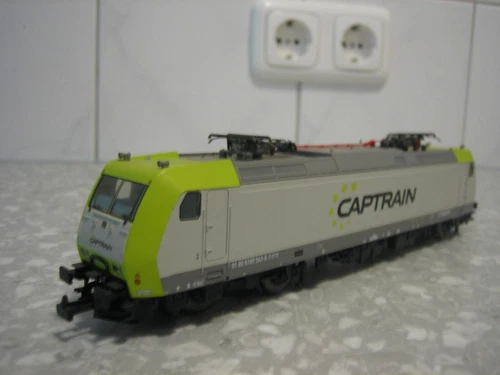 PIKO E-Lok BR 185  CAPTRAIN 185 543-8 in OVP 1:87