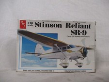 AMT T639 Stinson Reliant SR-9 Model Kit