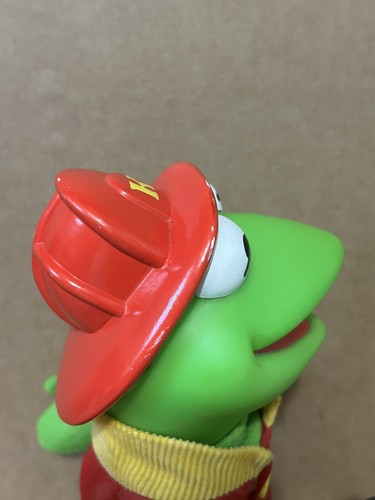 VTG Muppets Kermit The Frog “Dress Me Fireman” Mattel-Arco Plush Animal 1990 - Picture 7 of 8