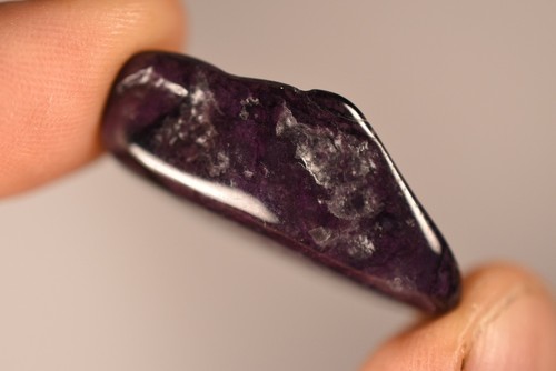 *SUGILITE* Tumbled Stone 3.3cm 8.6g Natural Stone - Picture 3 of 17