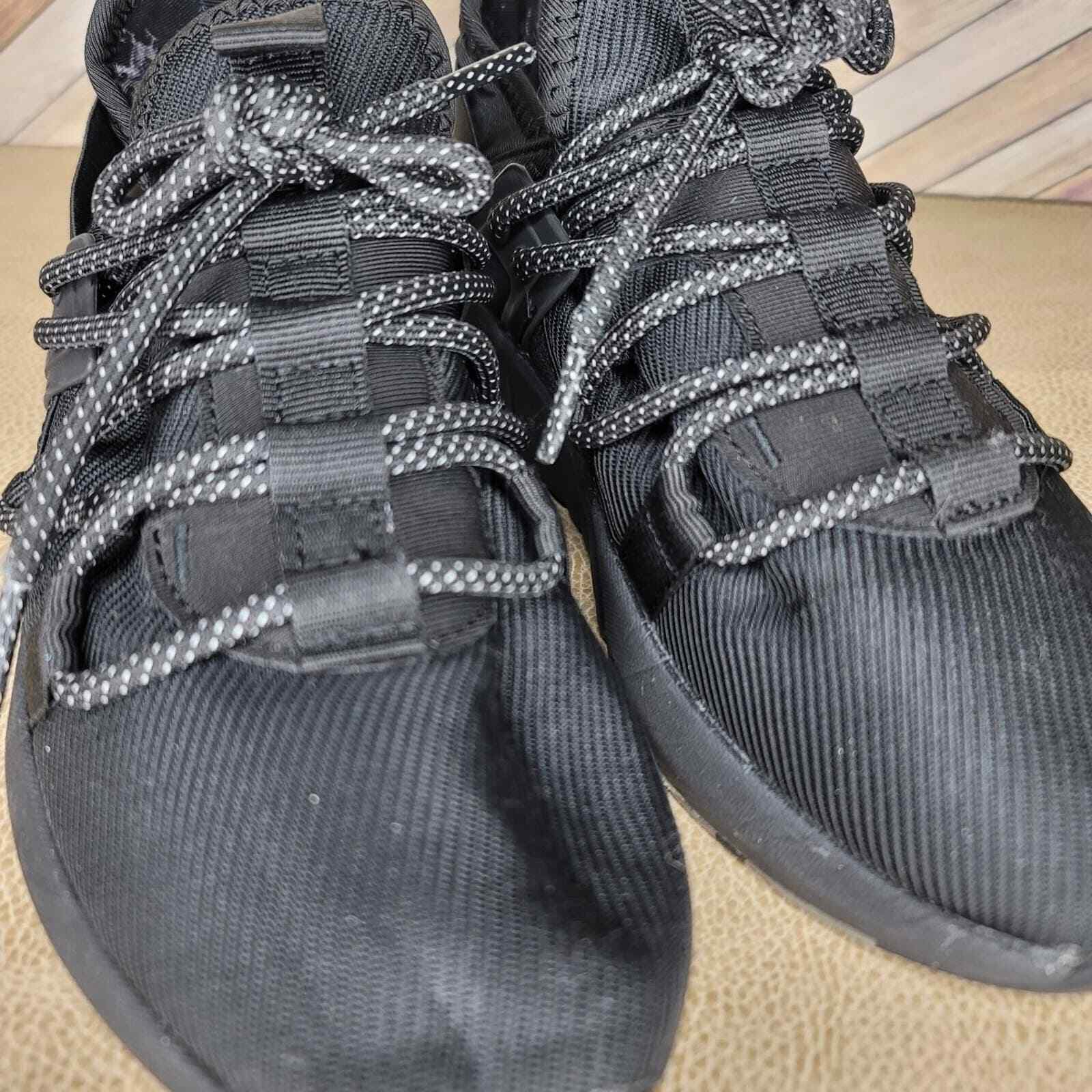 Fabletics Workout Running Reflective Sneakers Siz… - image 3