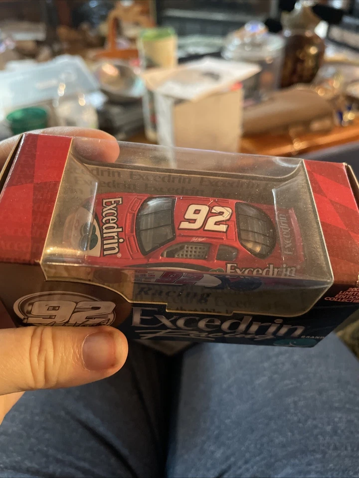 Andy Houston #92 Excedrin Racing 2002 escala 1/64 diecast Foto 2 de 4