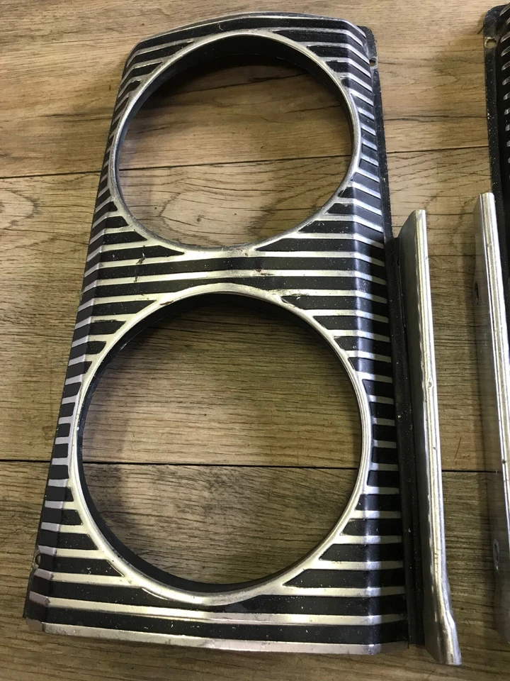 Dodge Coronet 1967 carrocería R/T B Mopar usado OEM faros parrilla biseles OEM Foto 3 de 4