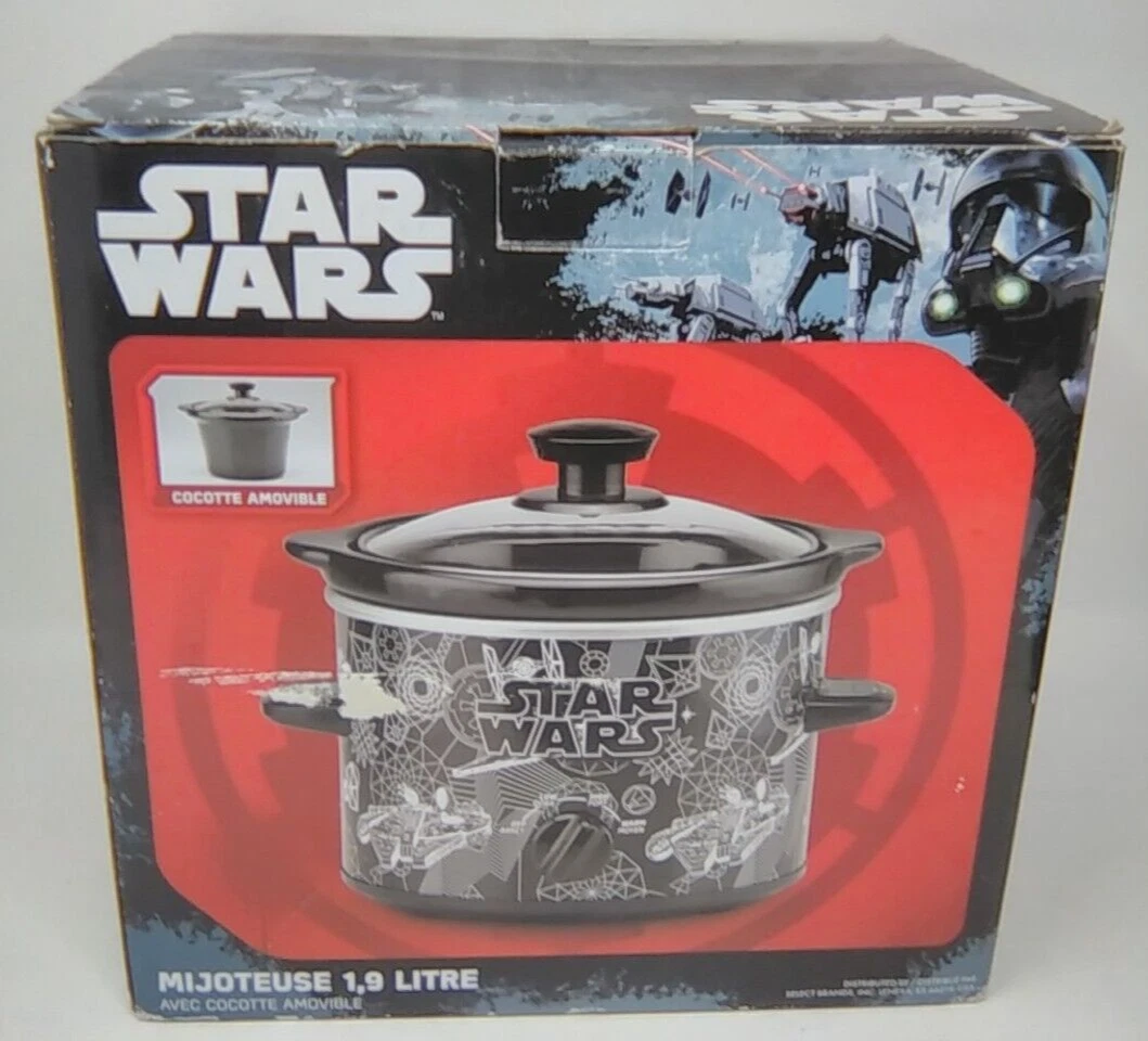 NIB Star Wars Theme 2-Quart Slow Cooker Tie Fighter Millennium Falcon