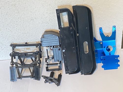 •Thunder-Tiger MTA4-S28-S50 Seitenschutz,Unterfahrschutz.RC-Box.Lenkungsteile.