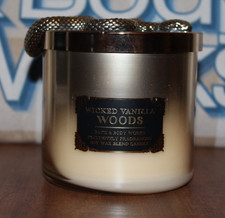 Limited Ed. Bath and Body Works Wicked Vanilla Woods 3 wick Snake Candle New 