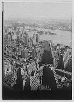 Photo:New York city views, from Chrysler Building. Looking east