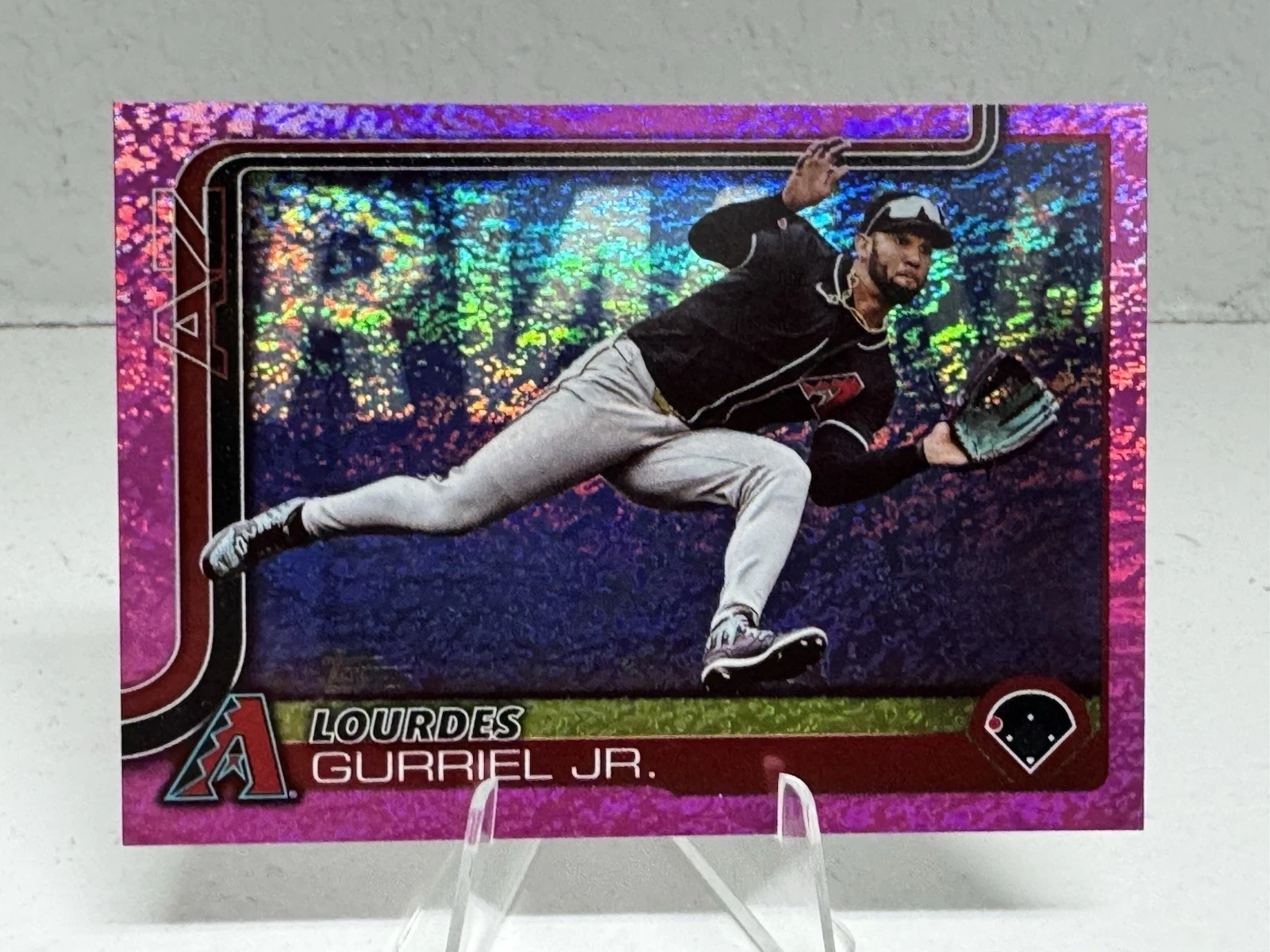 2025 Topps Series 1 Lourdes Gurriel Jr. Pink Holofoil Diamondbacks