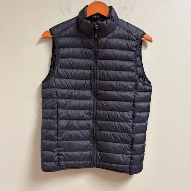 UNIQLO Mens Ultra Light Down Puffer Vest Size S Packable Travel Full Zip Black