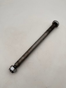 Yamaha XS500 XS400 XS360 RD400 Hinterrad Steckachse Axle Rear Wheel #21429