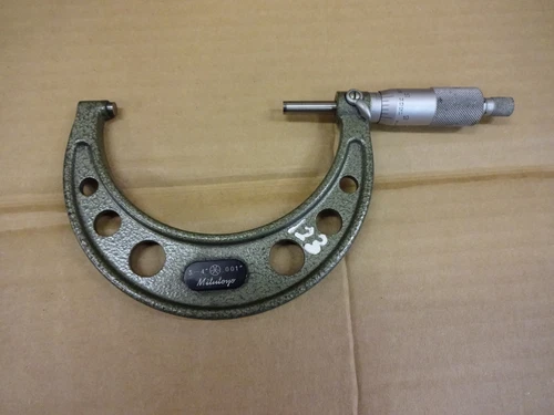 Mitutoyo 3-4" micrometer carbide tipped, cased