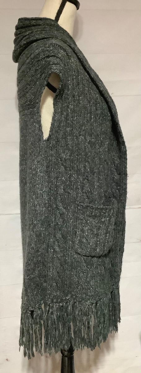CAbi sz S gray cable knit open front longer length sweater
