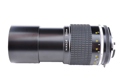 🎦 Nikon Ai-s Nikkor 200mm F/4 Telephoto MF F Mount Lens #917621