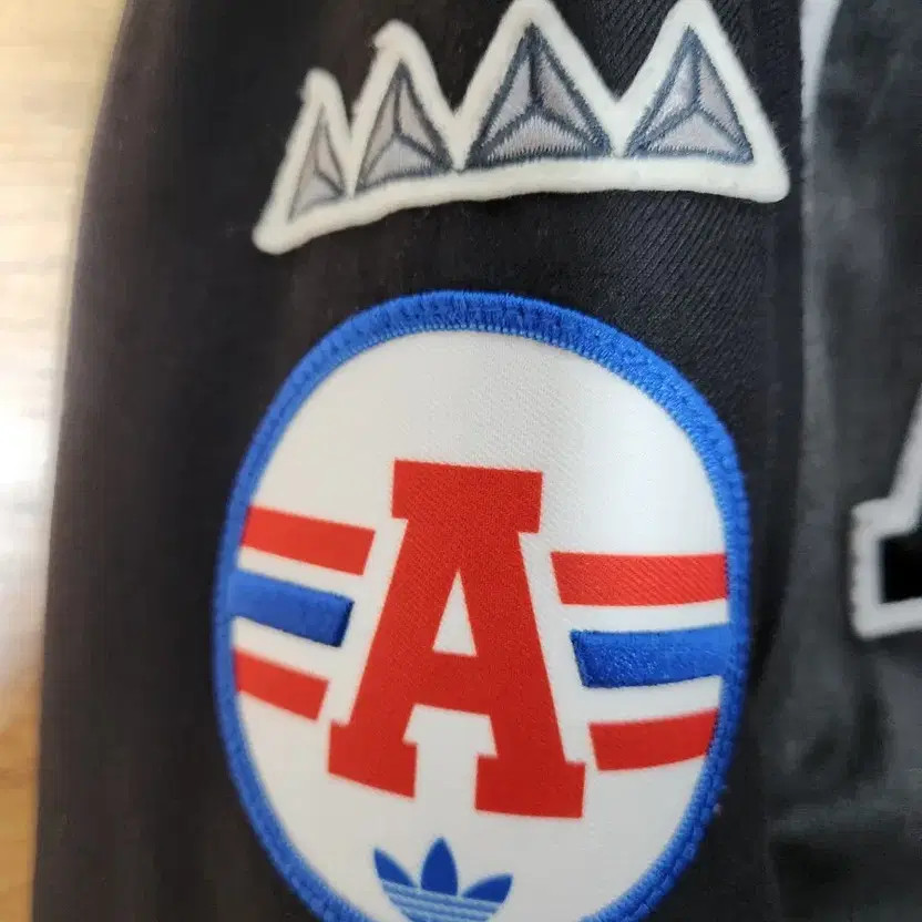 Adidas Basti Bomber Jacket Padded 100