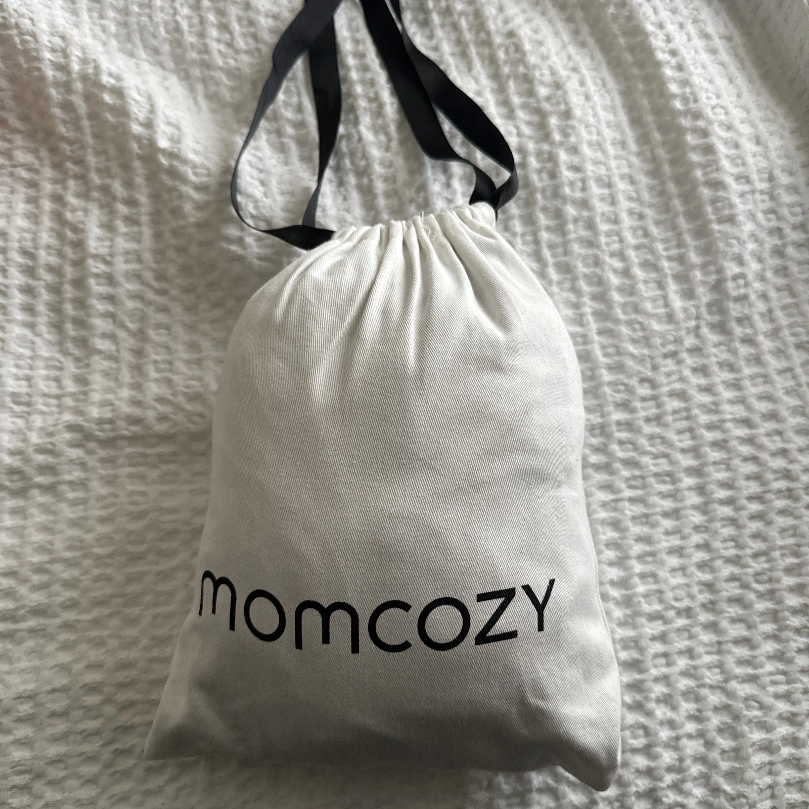 Momcozy Black Baby Wrap Carrier, Easy to Wear + Lightweight 8-35 lbs FAST SHIP