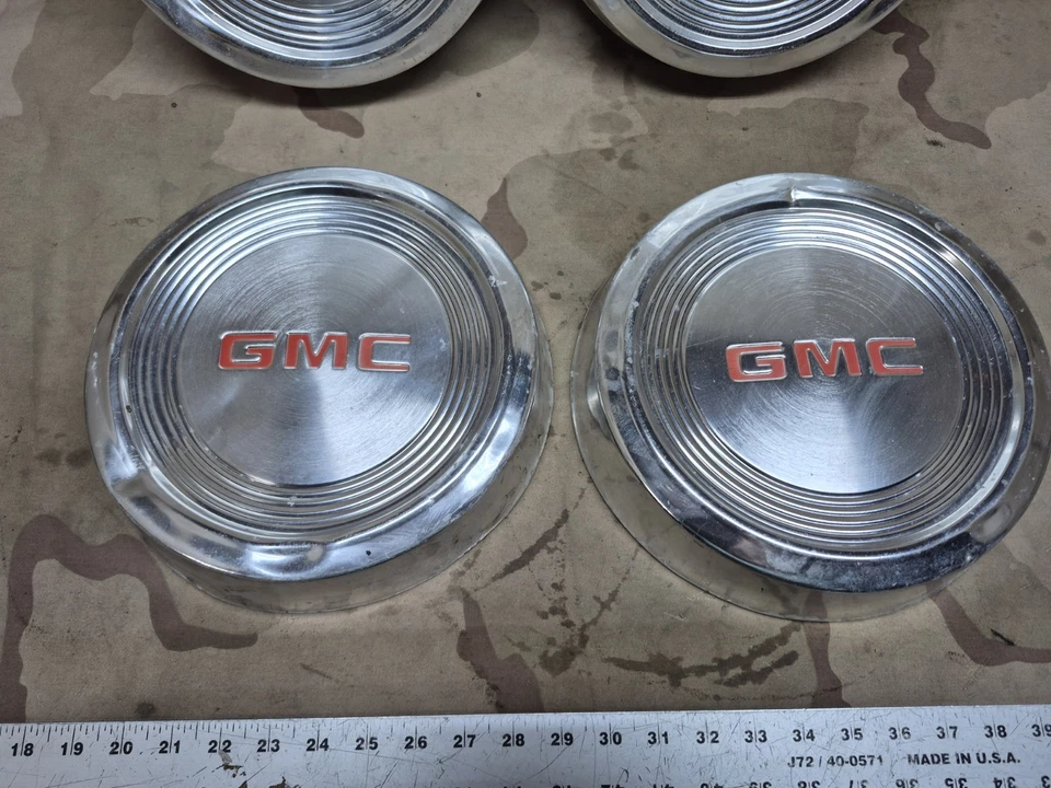 GMC S15 1983-1996 Sonoma Safari Van 10,5" Tapacubos Plato para Perros Fabricante de Equipo Original Foto 3 de 4