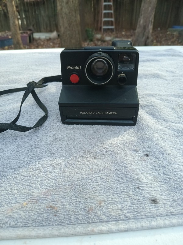 Polaroid Pronto B SX-70 Vintage Silver Instant Film Land Camera