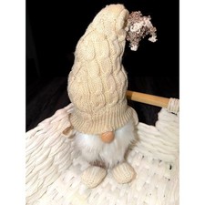 NWT Cozy Gnome Figurine Christmas Holiday Home Decor Tabletop Accent