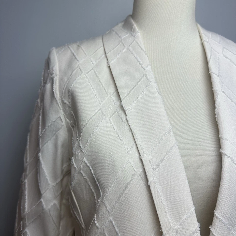 Blazer Chico’s Talla 0 (4) Texturizado Natural Crema Mezcla Algodón Bolsillos Frontales Abiertos Foto 2 de 4