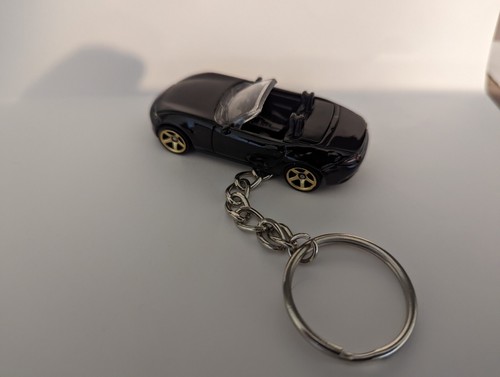 Mazda MX-5 Miata Keychain Key Ring Convertible Black Brand New Gold Rimsππππ - Picture 2 of 2