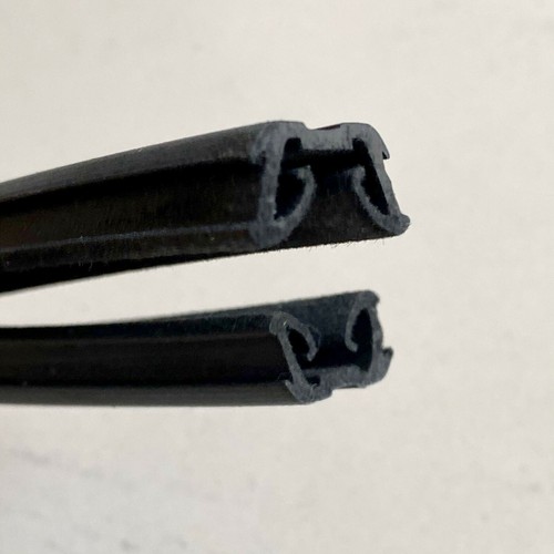 1978-1984 for TOYOTA Starlet KP60 KP61 3D 5D glass channel run felt rubber seal - Picture 5 of 6