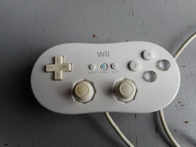 Manette filaire officielle Nintendo Wii en bon ètat - Photo 1/4