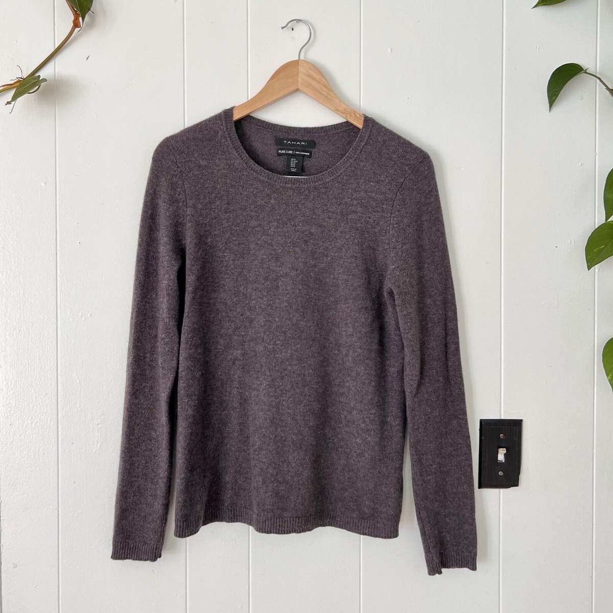 100% Cashmere Tahari Purple Melange Knit Sweater Size Medium