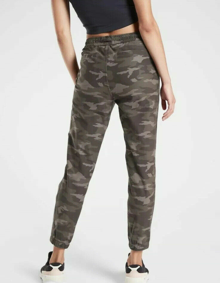 athleta camo joggers