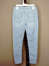 Levi's girl's size 12R 24"W x 25"Ldenim leggings pull-on light wash back pockets