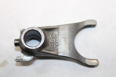 Hawaiian Center Gearshift Fork 24212-ML7-000 1997 Honda Magna VF750