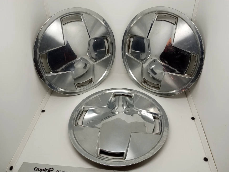 Dodge Omni Plymouth Horizon 1982 82 tapacubos de 13" (3) cubiertas de rueda clásicas de colección Foto 2 de 4