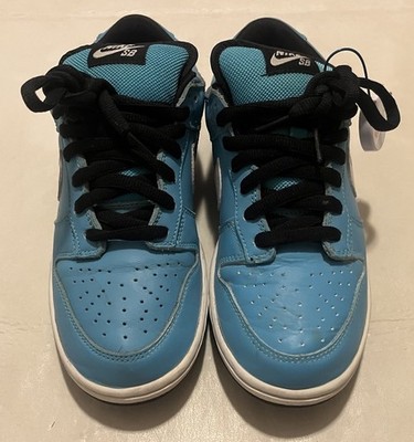 NIKE SB DUNK LOW TOKYO BLUE TAXI SIZE 7 MEN 313170-411 PRE OWNED 