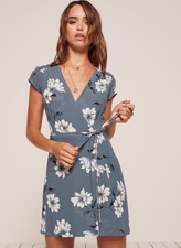 Reformation Blue Floral Dainty Oyster Wrap Dress in Frederica Feminine sz SMALL