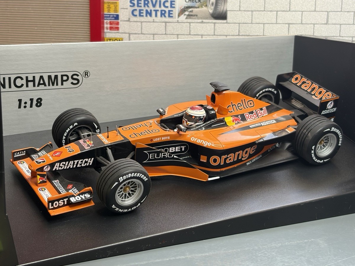 MINICHAMPS F1カー 1:18 スケール 1:18 *BOXED* MINICHAMPS F1 Formula 1 2001 ORANGE ARROWS A22