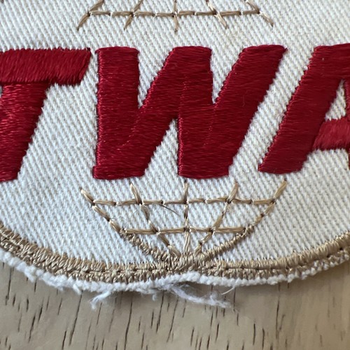 TWA VINTAGE ORIG ANNI 70 60 COMPAGNIE AEREE UNIFORME TOPPA LOGO AEREO Trans World Airlines raro - Foto 4 di 8