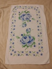 Vintage 1970's Cannon Floral Bath Towel Blue and White
