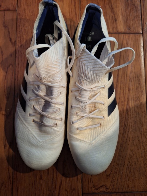 Adidas Nemeziz 18.1  Woman Size 7 U.S. Soccer Cleats